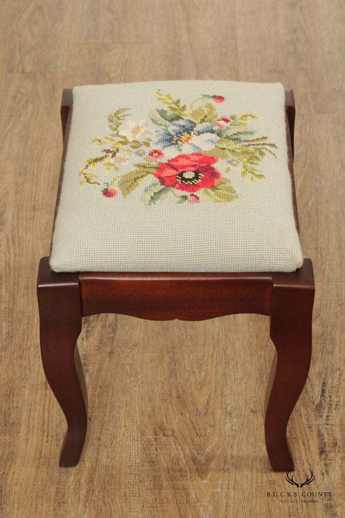 Freeman & Co. Queen Anne Style Mahogany Foot Stool
