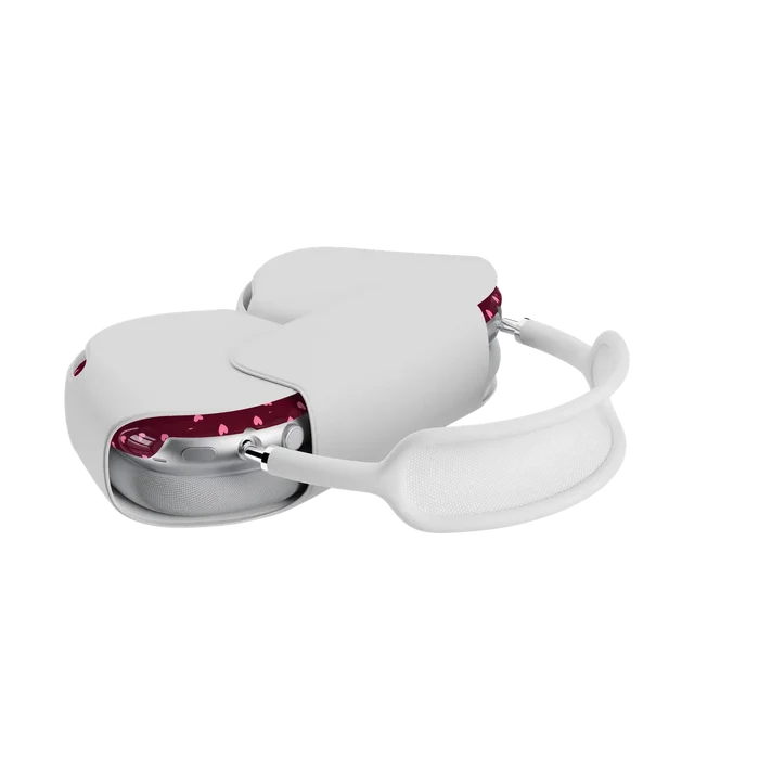 Heart Noir | Tiny Hearts AirPods Max Case