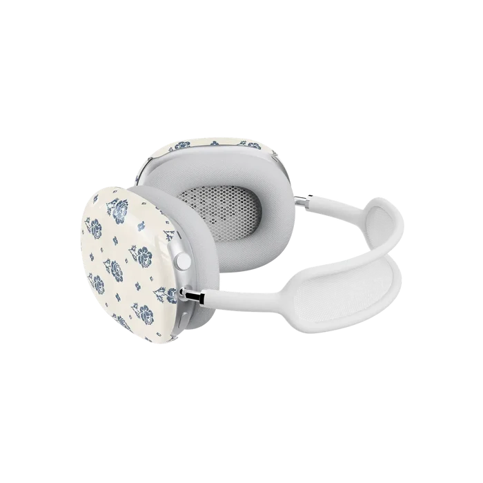 Seaside Stitch | Vintage Roses AirPods Max Case